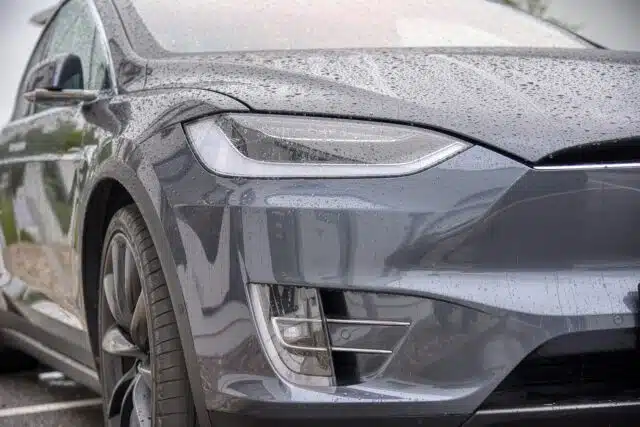 Tesla – koniec z bonusami
