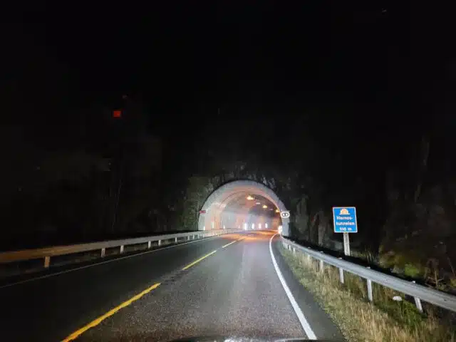 Zamknięte tunele na E16 między Voss i Trengereid
