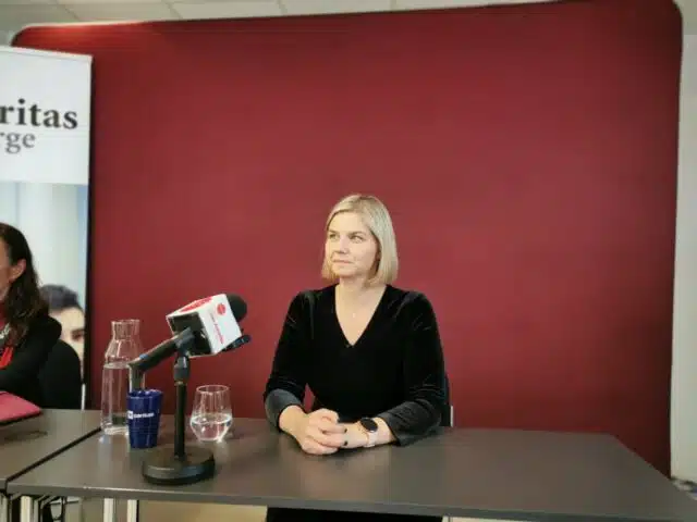Szkoła w Norwegii, edukacja norweskiego