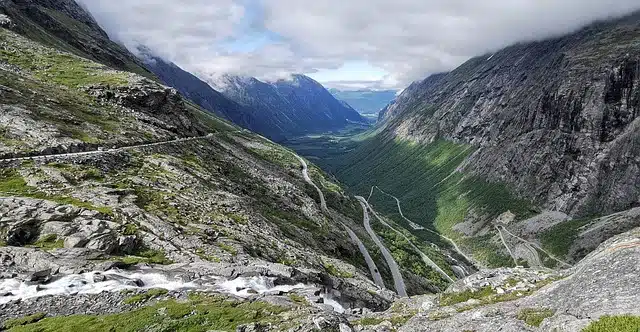 Trollstigen bezpieczniejsze: Ukończono pierwszy etap walki z lawinami