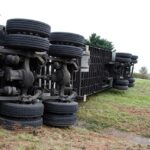 Trudne warunki pogodowe i wypadki z udziałem ciężarówek – tragiczny początek roku: Pięć ofiar w wypadków drogowych w styczniu