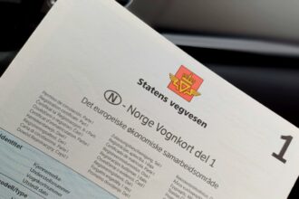 Opóźnienia w produkcji dowodów rejestracyjnych w Statens vegvesen - Trudności dla kierowców po awarii systemu