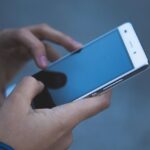 Telenor i Telia tracą udziały: Rosnąca konkurencja na rynku mobilnym