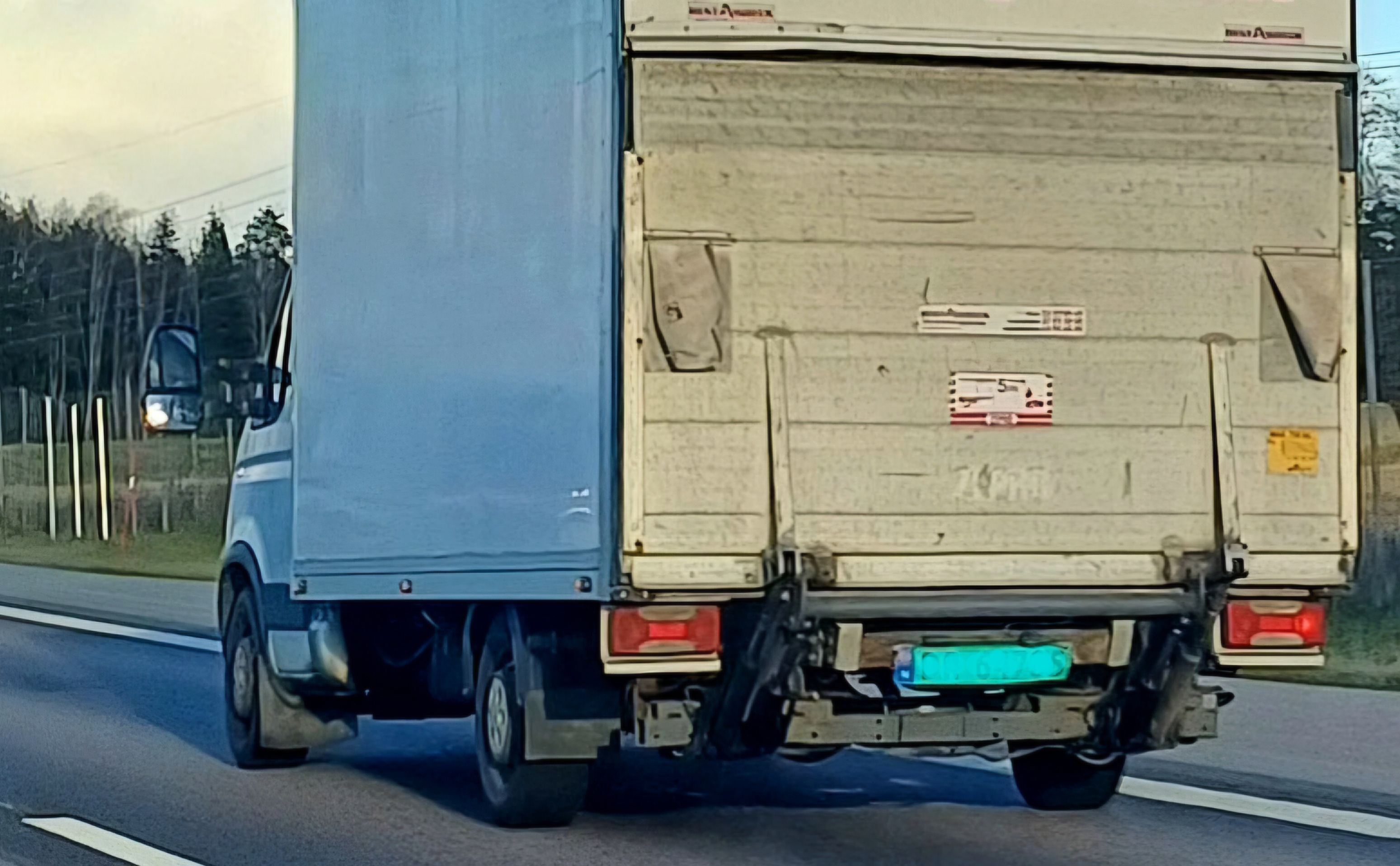 Nowe przepisy w transporcie: Od 2026 bez karty BHP ani rusz