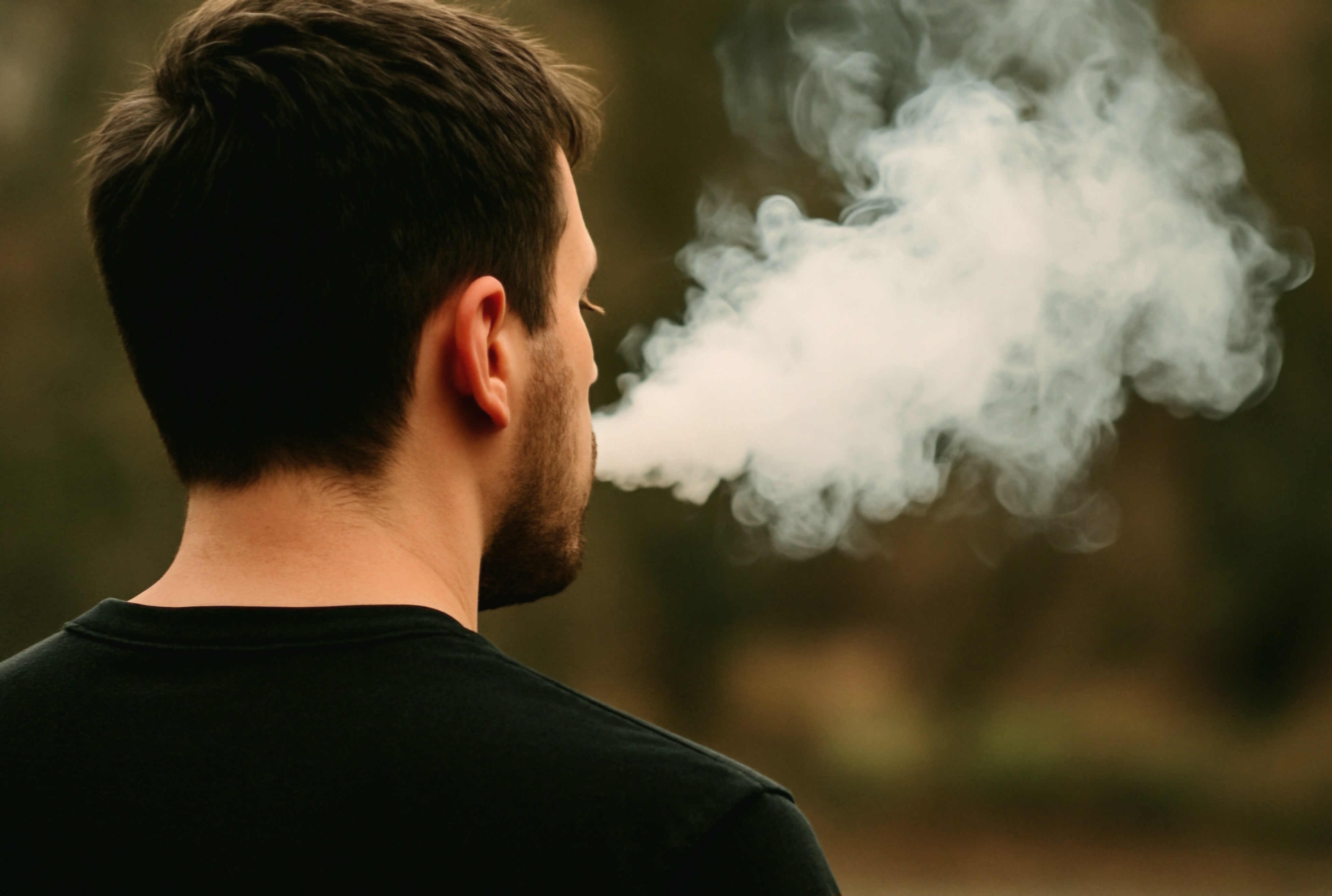 Rząd mówi „nie” e-papierosom z nikotyną – zakaz zostaje!