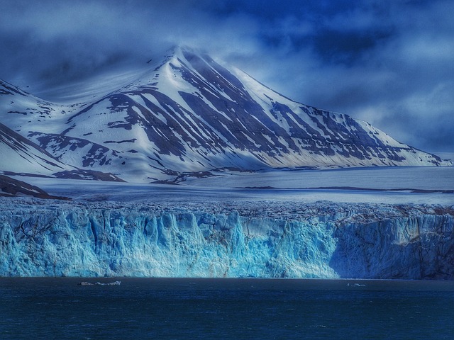 Od 100 lat Svalbard jest częścią Królestwa Norwegii - archipelag w sercu Arktyki