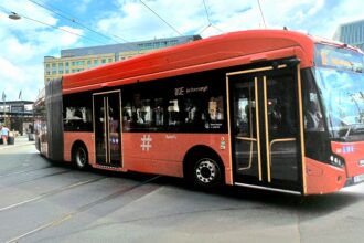 Oslo: Tańsze bilety i bezpieczniejsze ulice - 4 miliardy na transport
