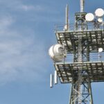 Gdy zgaśnie ekran: Jak przetrwać tydzień bez internetu i telefonu - uczymy się "ekom-preppingu"