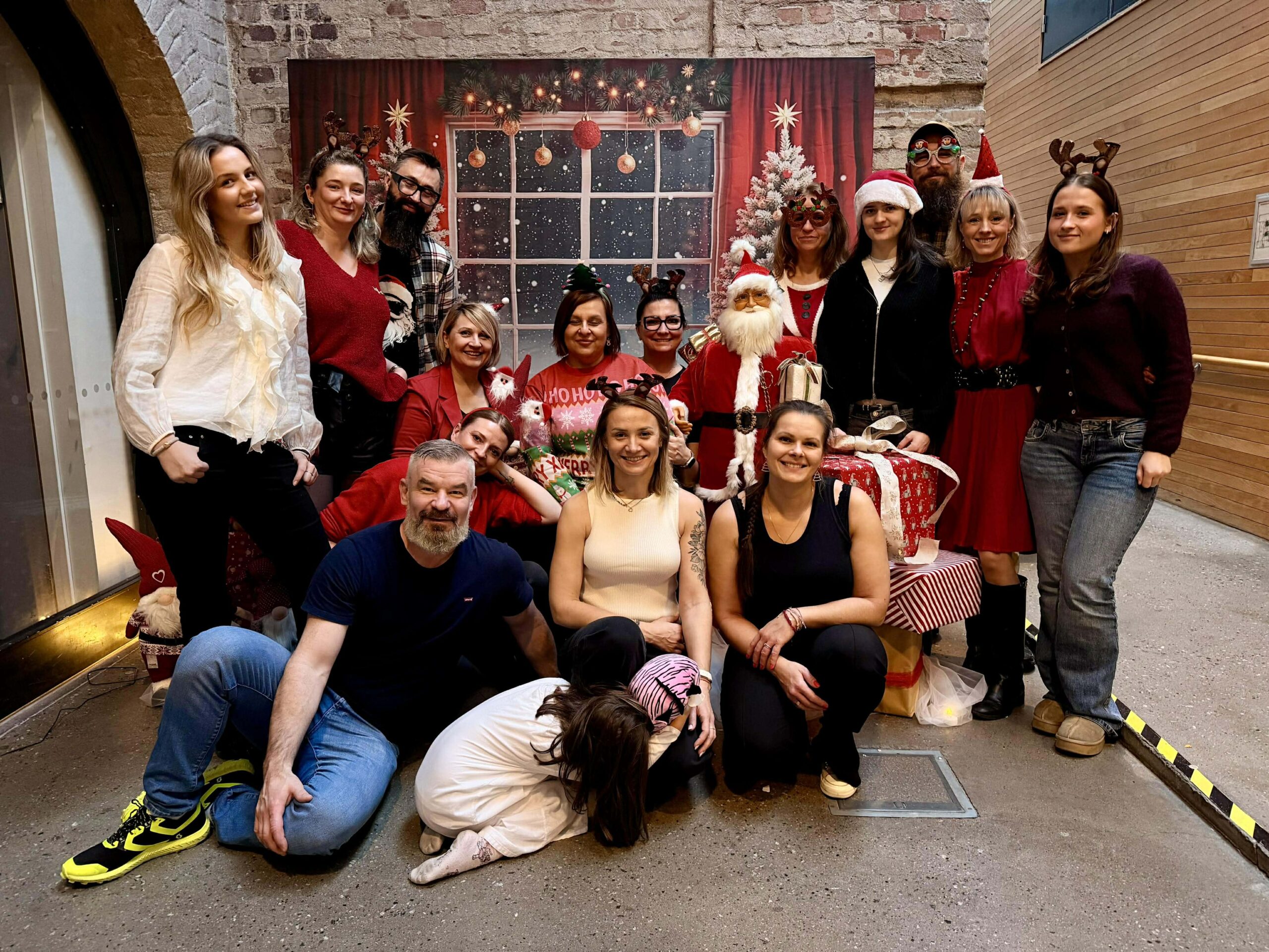 Święty Mikołaj, jasełka i magia świąt w Polskiej Szkole Sobotniej w Fredrikstad