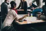 Norwegia umarza długi studenckie - nawet 60 000 koron rocznie