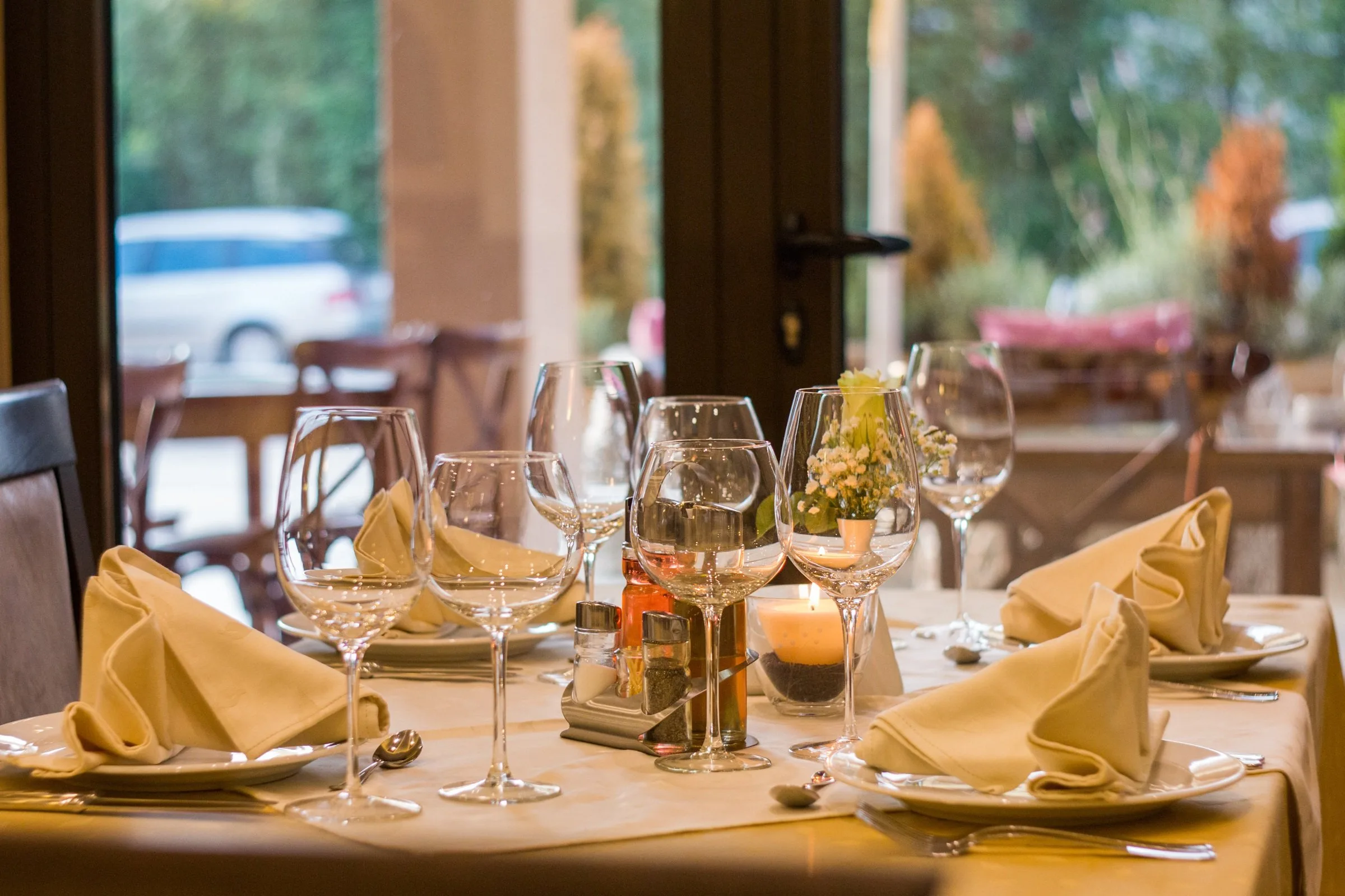 Nielegalne praktyki w gastronomii: Skarbówka ujawnia skalę nadużyć - 68 lokali z naruszeniami