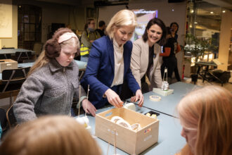 Norwegia: brakuje specjalistów od technologii i nauk ścisłych - rząd szykuje wielką reformę edukacji