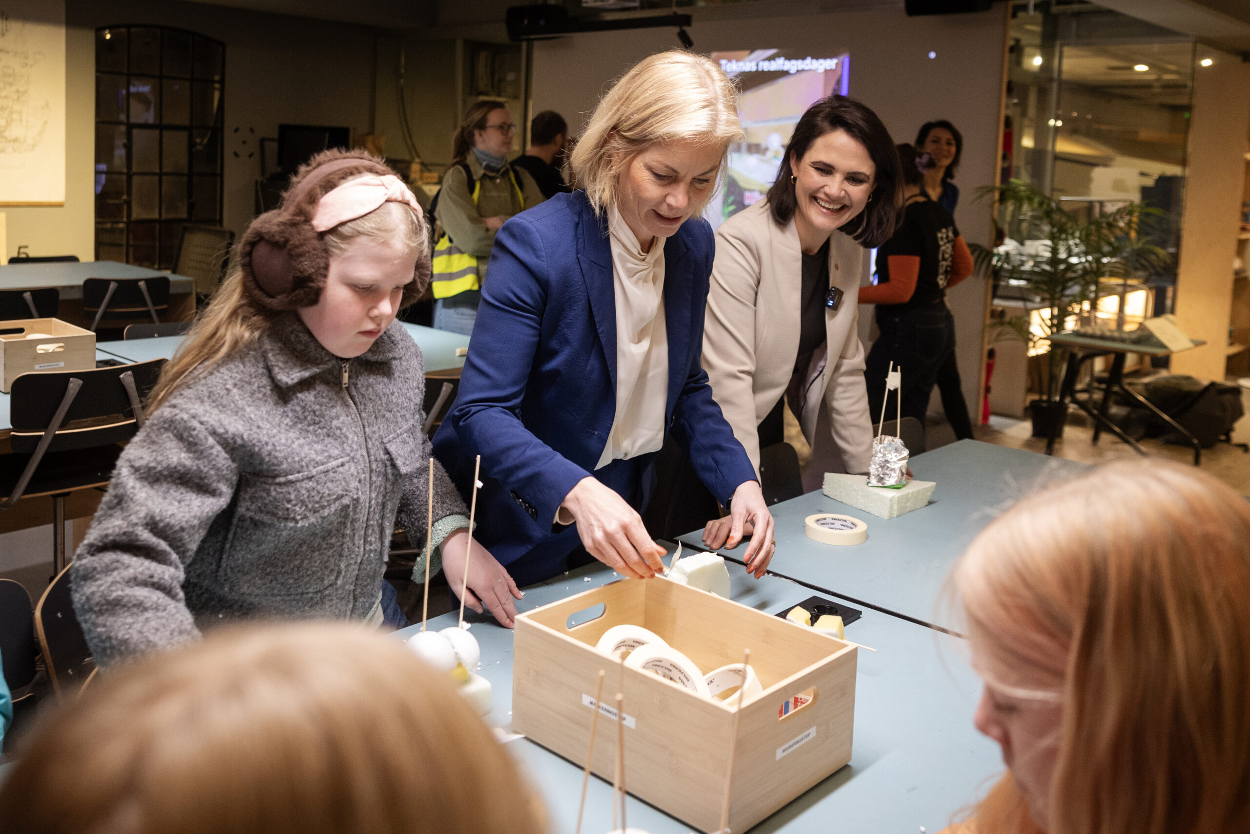 Norwegia: brakuje specjalistów od technologii i nauk ścisłych - rząd szykuje wielką reformę edukacji