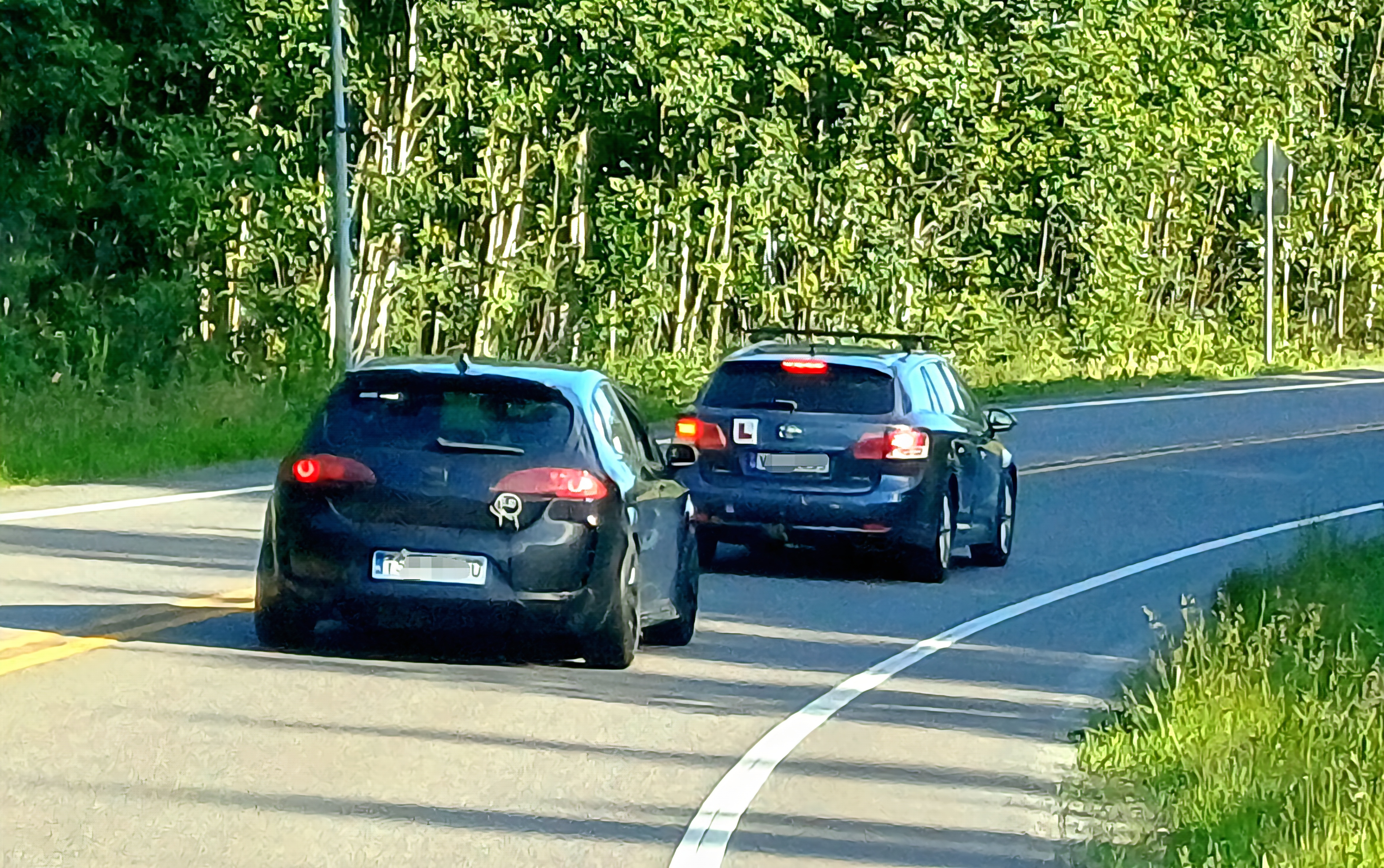 Niebezpieczny nawyk kierowców. Ile kosztuje jazda „na zderzaku” w Norwegii? 