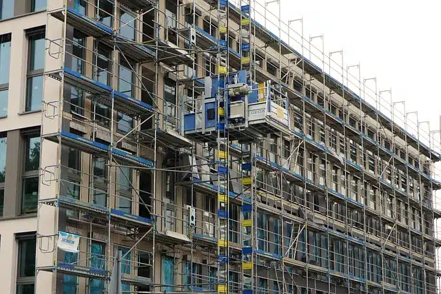 Przebudowa istniejących budynków: 47 projektów i 36 milionów koron - stare budynki zyskają nowe życie