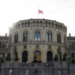 Król Haakon VIII złoży przysięgę przed Stortingiem 1 września. Jak wygląda konstytucyjna ceremonia?