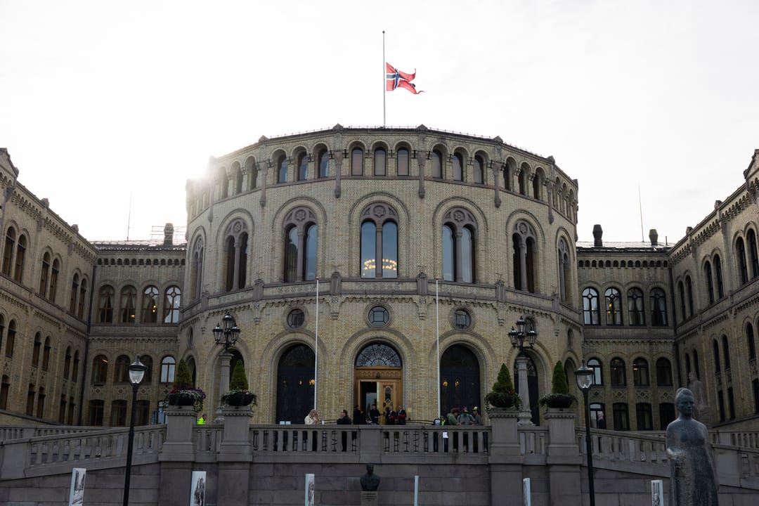 Król Haakon VIII złoży przysięgę przed Stortingiem 1 września. Jak wygląda konstytucyjna ceremonia?