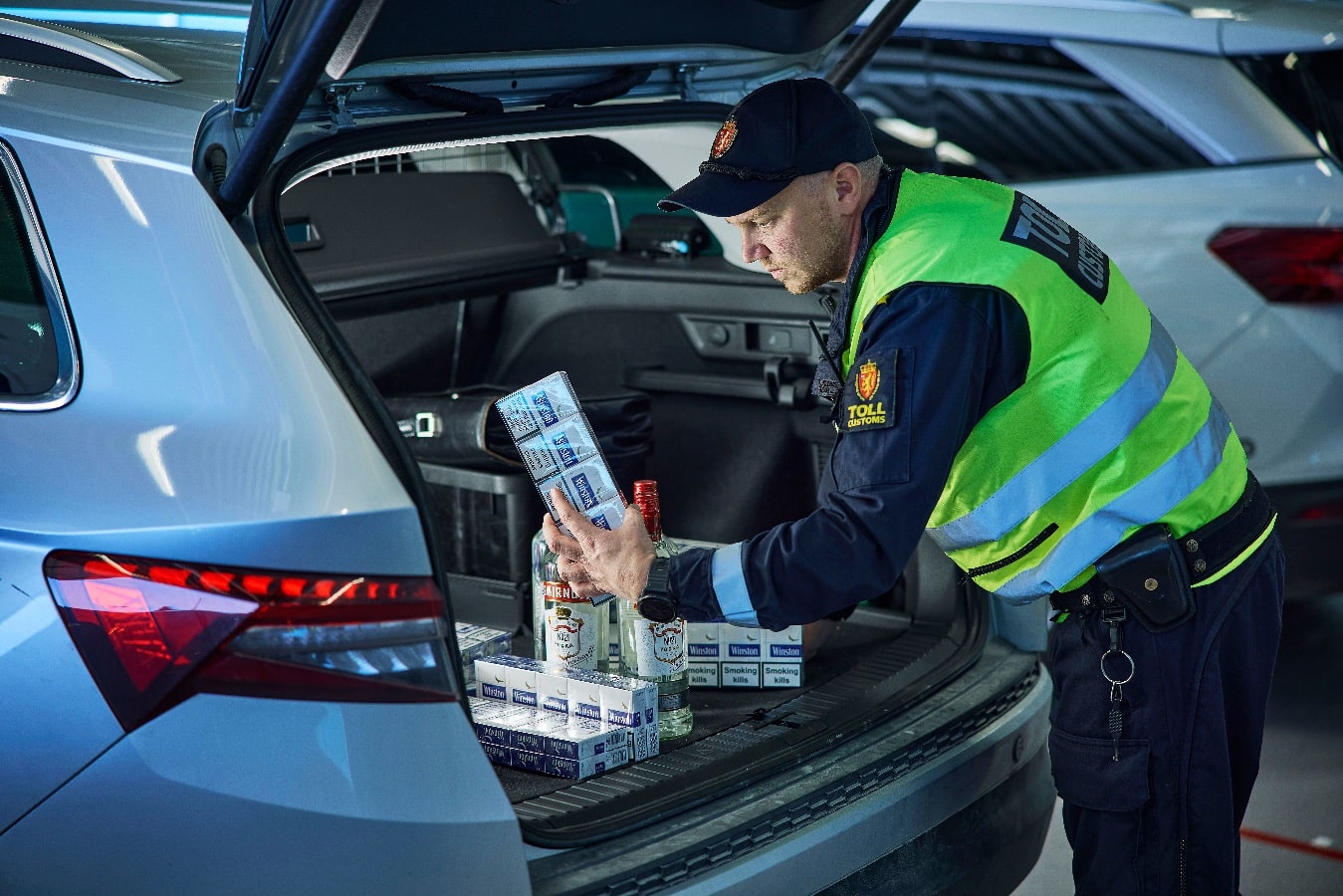 Jak uniknąć wysokiego mandatu? Limity przewozu towarów do Norwegii - wyjaśniamy